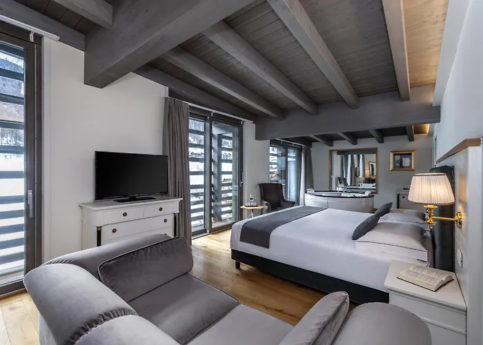 Cristallo Wellness Hotel